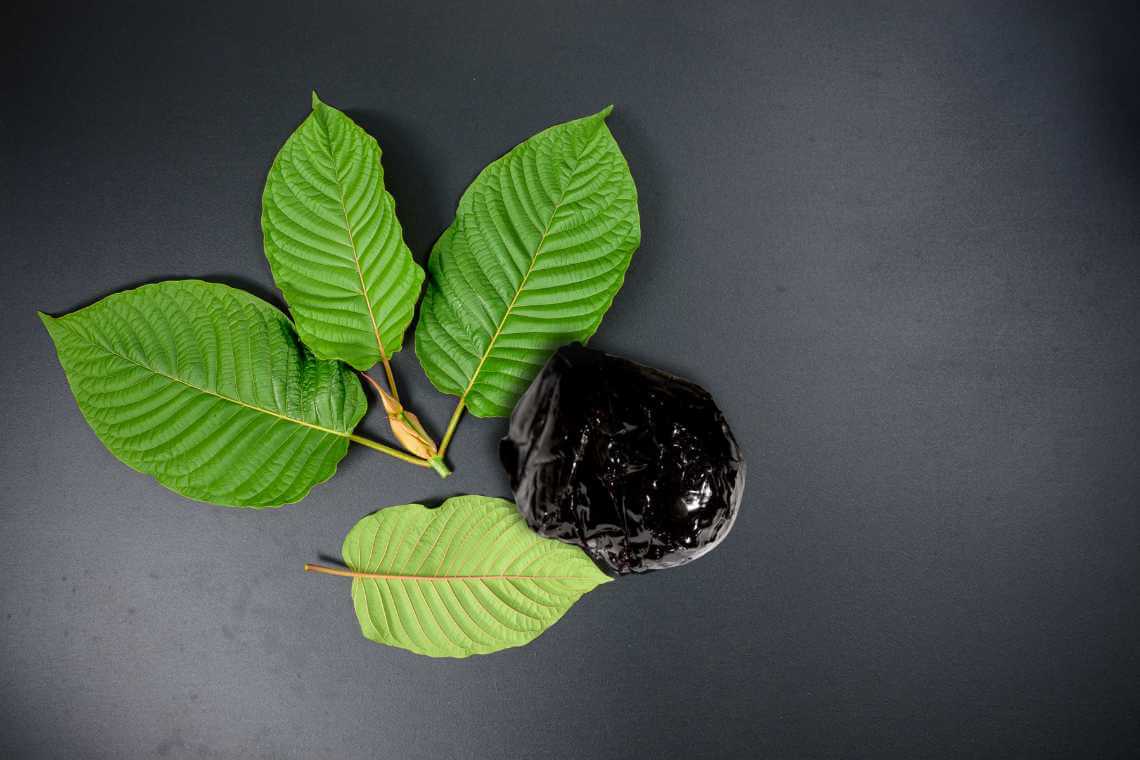 What Is Kratom Resin: A Guide to This Extreme Extract