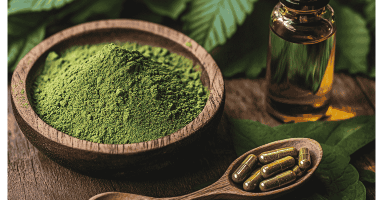 Kratom capsules and powder
