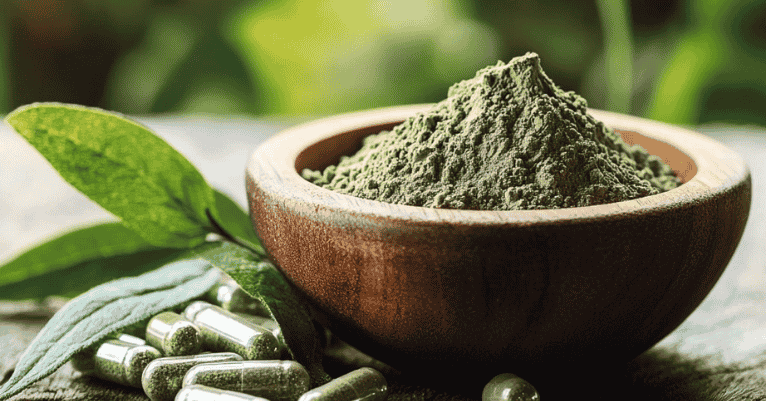 Kratom capsules and powder